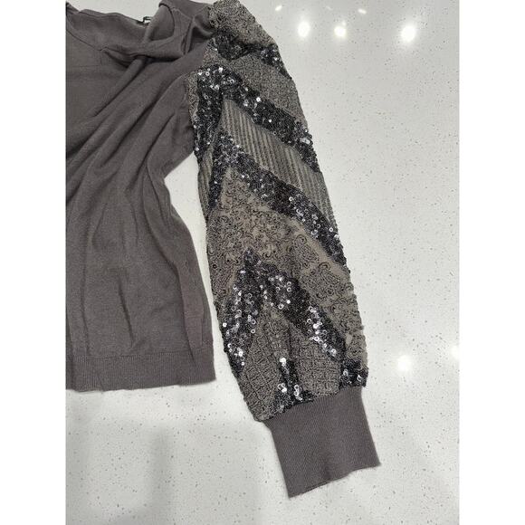 Adriana Papel Sweater Sequin Sleeves Lightweight Taupe/Gray
XL event party - Picture 7 of 9